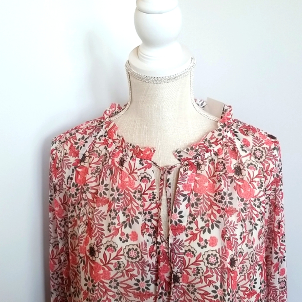 NWT: Shirred Tie-Neck Top